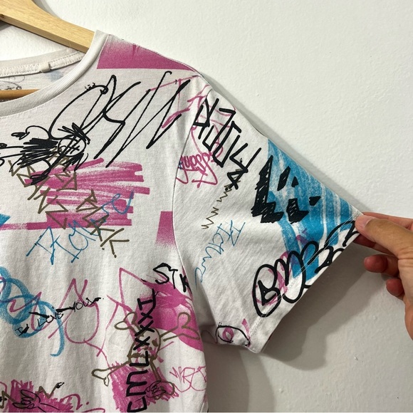 Guess Men's White Graffiti All Over Print Streetwear Skater Cotton Shirt Size S - Picture 4 of 12